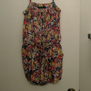 Floral romper with pockets